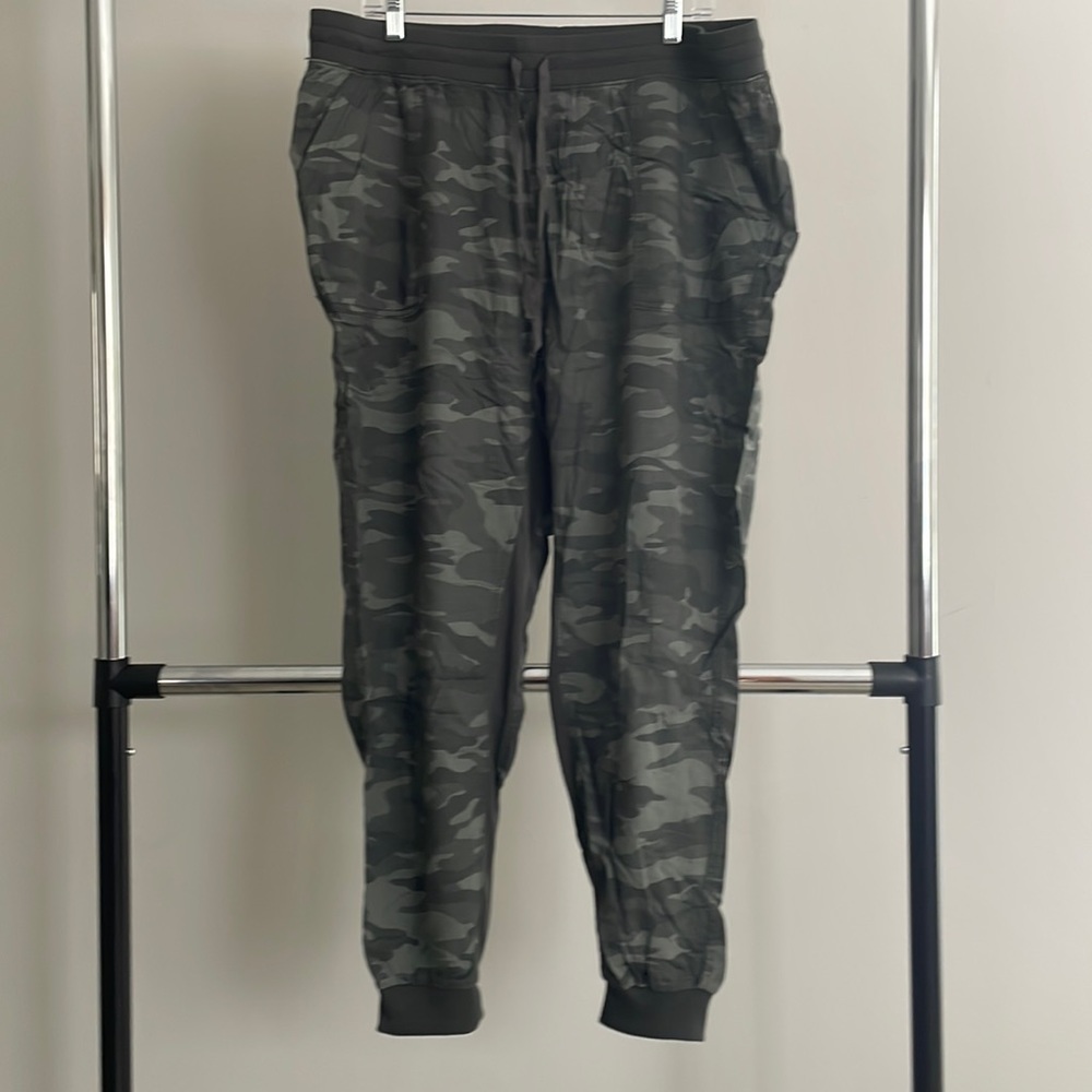 Seven Brand Camo Joggers